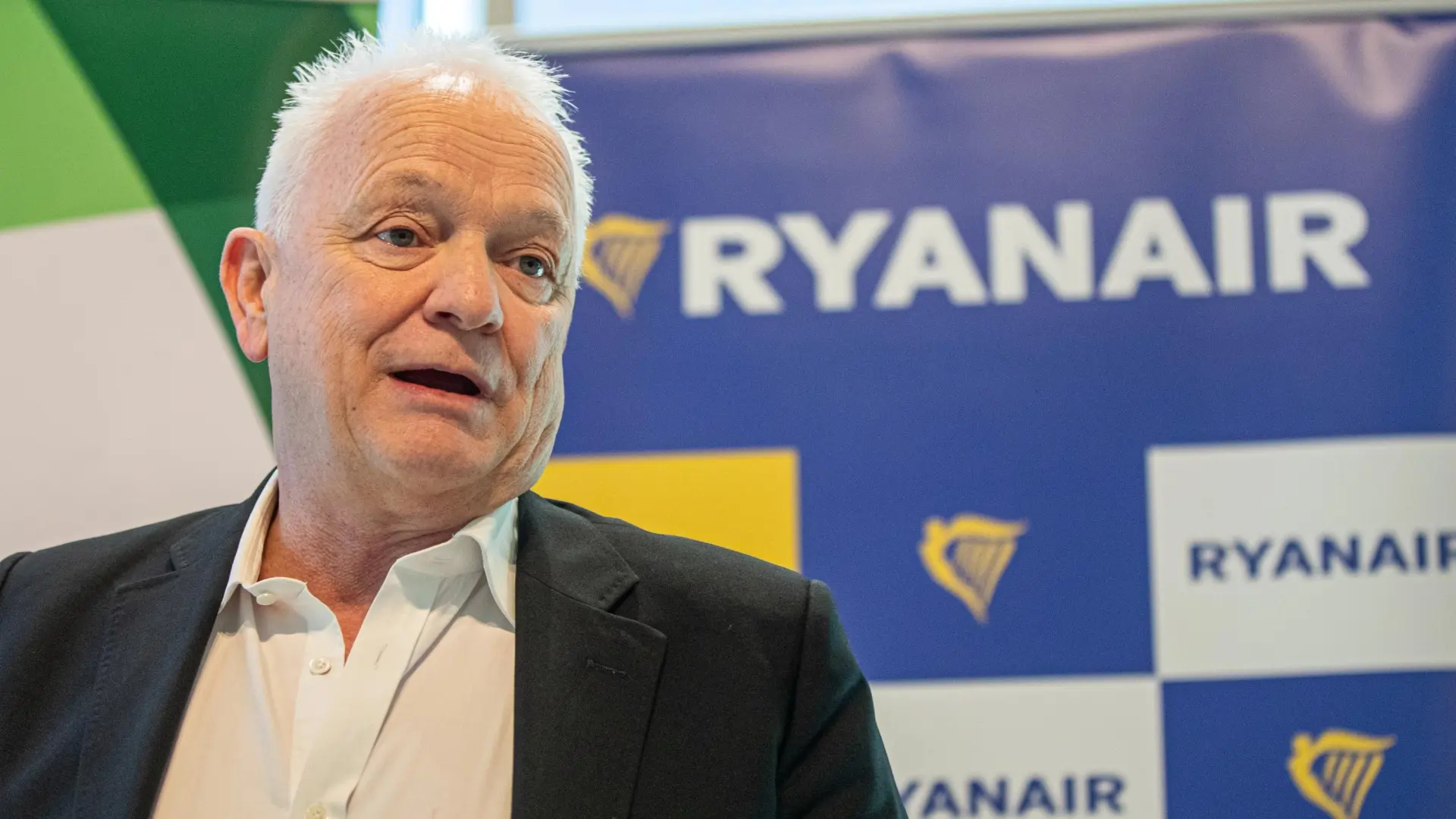 Wilson (Ryanair) tiende la mano a Aena para reabrir sus bases cerradas si incentiva los aeropuertos regionales