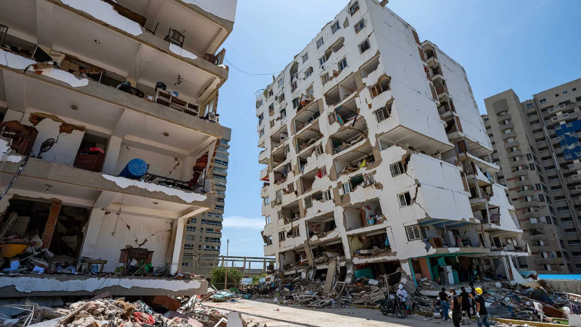 Exteriores eleva a 27 los españoles fallecidos en los terremotos de Venezuela y la cifra de desaparecidos baja a 137