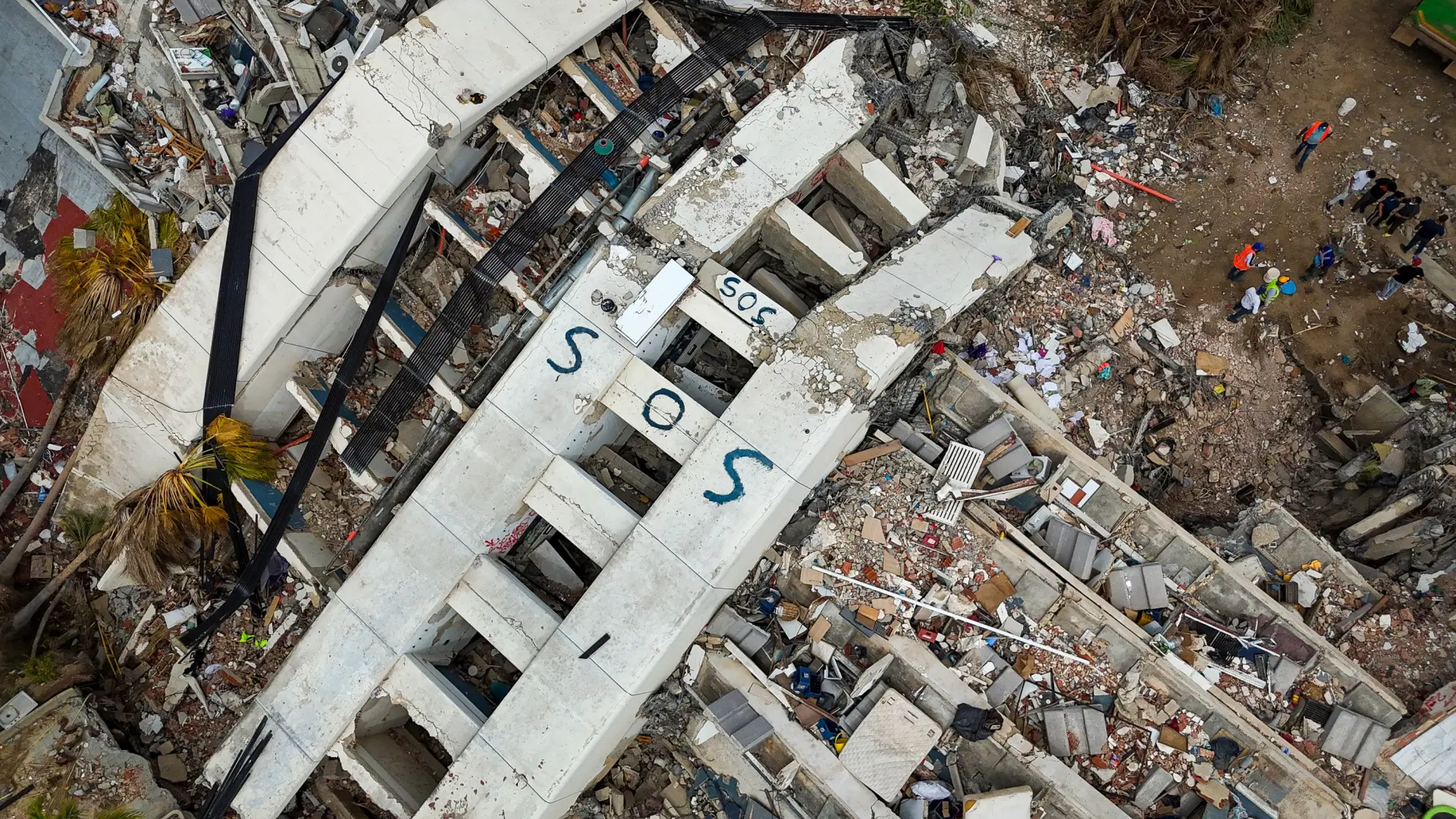Aumentan a casi 3.000 los muertos por los terremotos en Venezuela