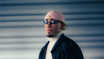 Omar Courtz anuncia su regreso al Choliseo con un video desde la playa