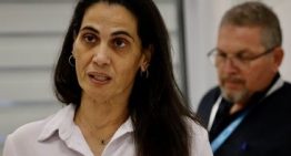 En el velatorio de Teherán, de luto para el funeral de Jamenei: tráfico cortado, tiendas cerradas y férrea seguridad