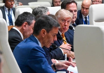 Trump promete al antiguo yihadista Al Sharaa sacar a Siria de la lista de países terroristas