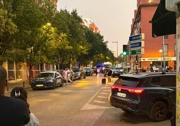 Multan a un joven por lamer la pajita de un zumo y devolverla a una máquina expendedora