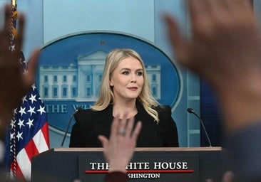 La insinuación de un senador demócrata sobre Trump y su asesora desata una tormenta