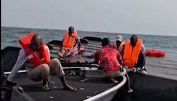 Casi 100 muertos tras el naufragio de un ferri en Zimbabue decretan el «estado de desastre» en el país