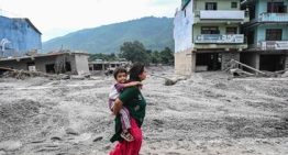 Rescate de supervivientes contra el reloj en Nepal: 100 trabajadores continúan atrapados en un túnel hidroeléctrico