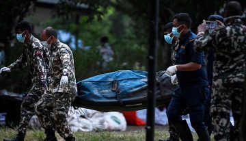 Aumenta a 955 la cifra de muertos por la catástrofe en Nepal y el Tíbet y quedan 4.471 desaparecidos