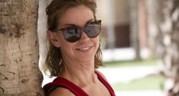 Mercedes López Romero (45 años), casi ciega por mirar al Sol, pide no ver el eclipse: «Me da miedo cómo la gente va con niños y todo»