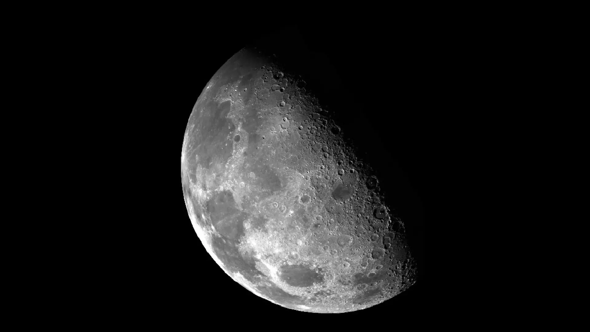 La NASA confirma el impacto de una etapa de un cohete de SpaceX contra la Luna y explica por qué ocurrió