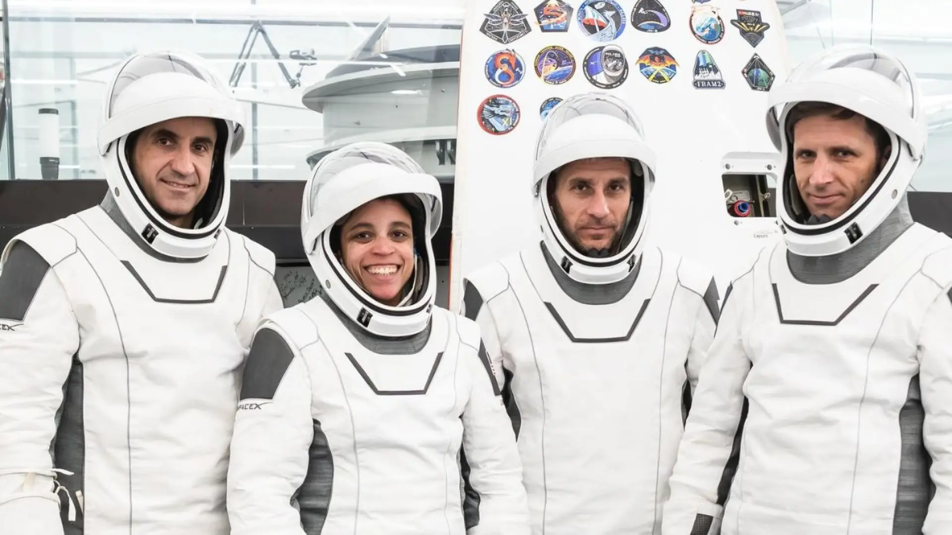 La NASA estrena nuevos trajes de astronauta: los probará con la próxima tripulación de la Estación Espacial