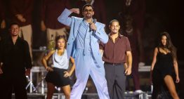 “Debí Tirar Más Fotos World Tour” en cifras: la gira que movió 200 toneladas por cuatro continentes