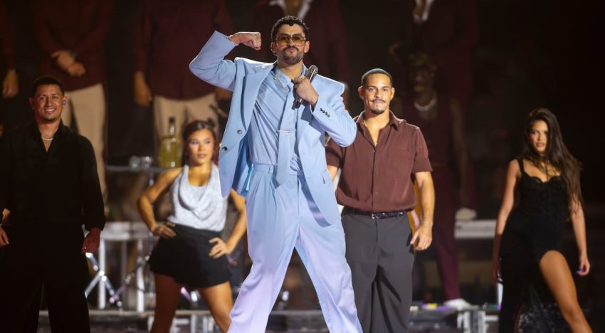 “Debí Tirar Más Fotos World Tour” en cifras: la gira que movió 200 toneladas por cuatro continentes