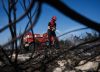Dos helicópteros chocan mientras sofocaban un incendio en Grecia