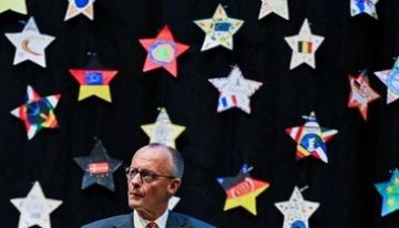 Abucheos al canciller Friedrich Merz en las campañas electorales del este alemán