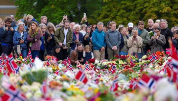 Haakon asume el trono mientras Noruega llora la muerte del Rey Harald