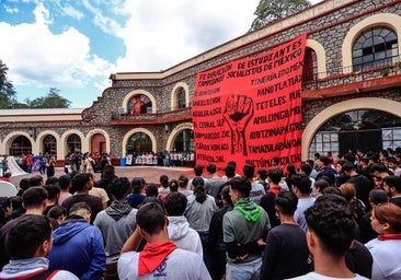Sheinbaum promete justicia doce años después de las desapariciones de Ayotzinapa