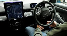 Uber se adelanta a Tesla y lanza sus primeros taxis autónomos en Europa: así funciona el servicio