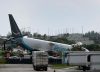 Un avión de carga se incendia tras salirse de la pista durante un aterrizaje en Miami