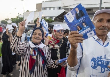 Mohamed VI nombra a Fátima Zahra el Mansouri primera ministra de Marruecos