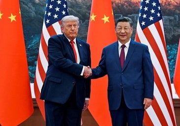 Trump agasaja a Xi Jinping con un recibimiento militar a pie de pista en Washington