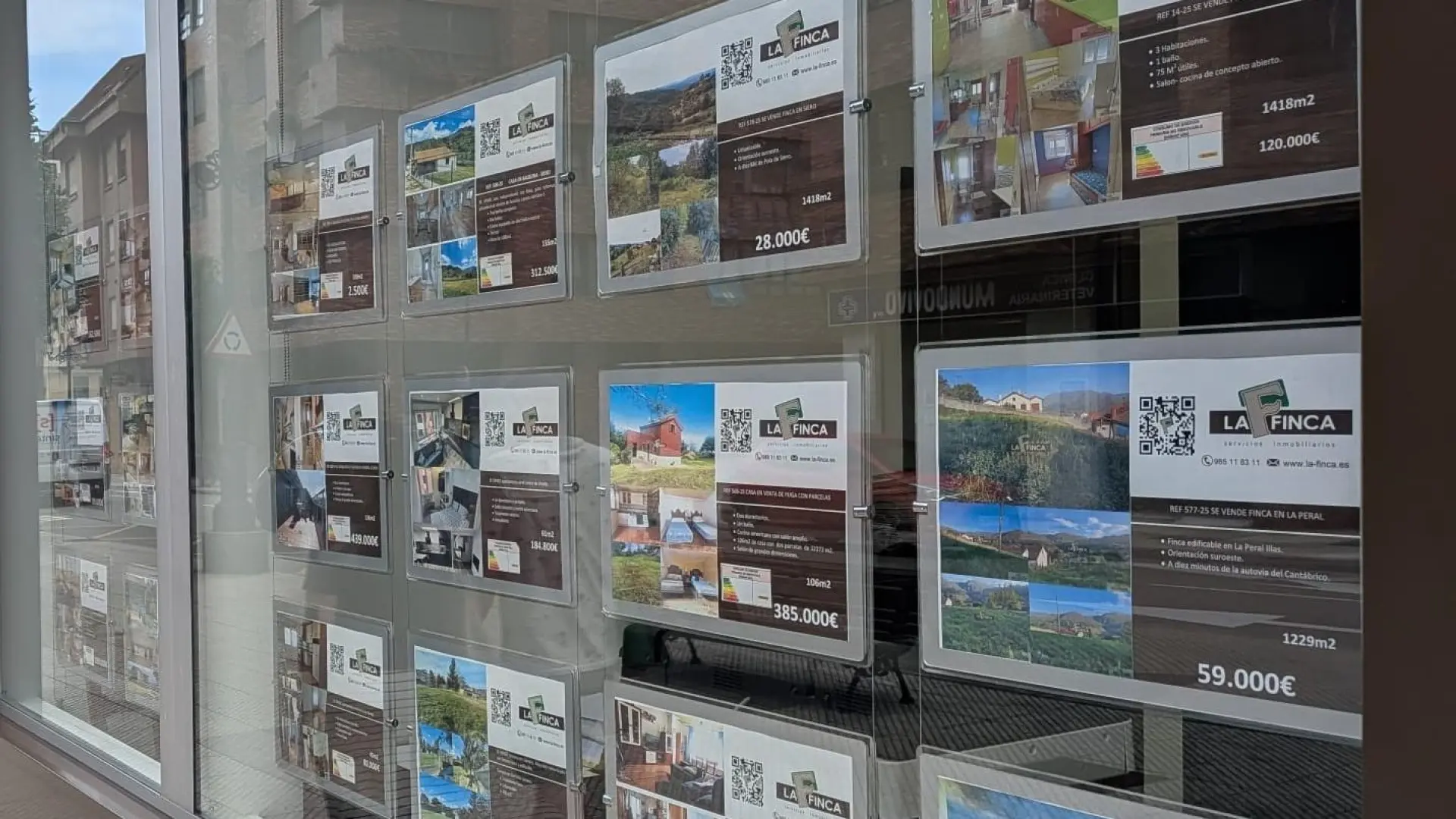 El precio de la vivienda se dispara un 12,2% en un año pese a frenar su subida