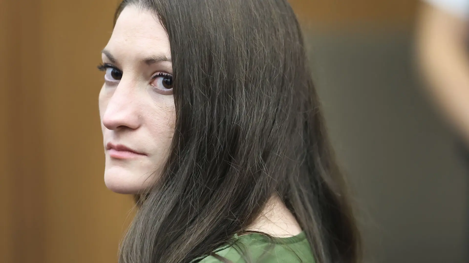 El abogado de Lindsey Clancy revela que un solo miembro del jurado evitó que fuera declarada no culpable de matar a sus 3 hijos