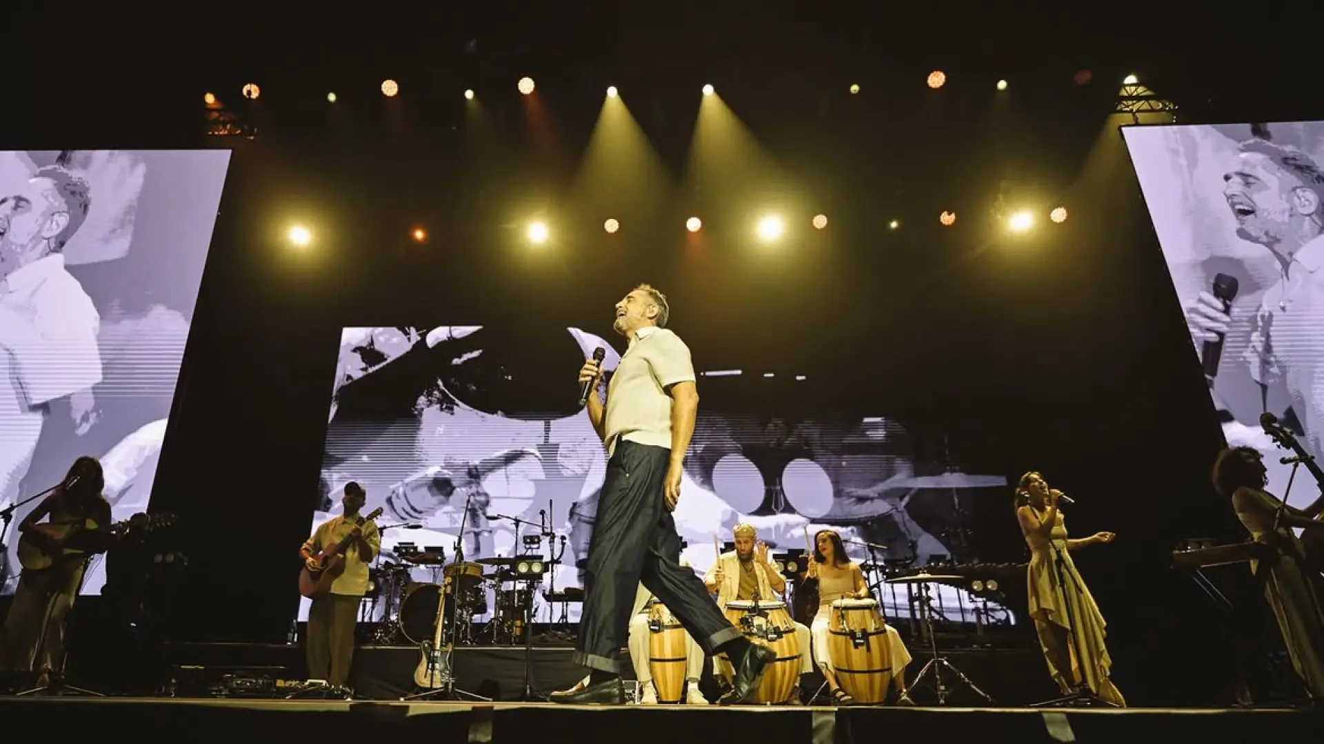 7.000 personas eligen en directo qué canción toca Jorge Drexler: así convirtió Telefónica un concierto en una prueba tecnológica