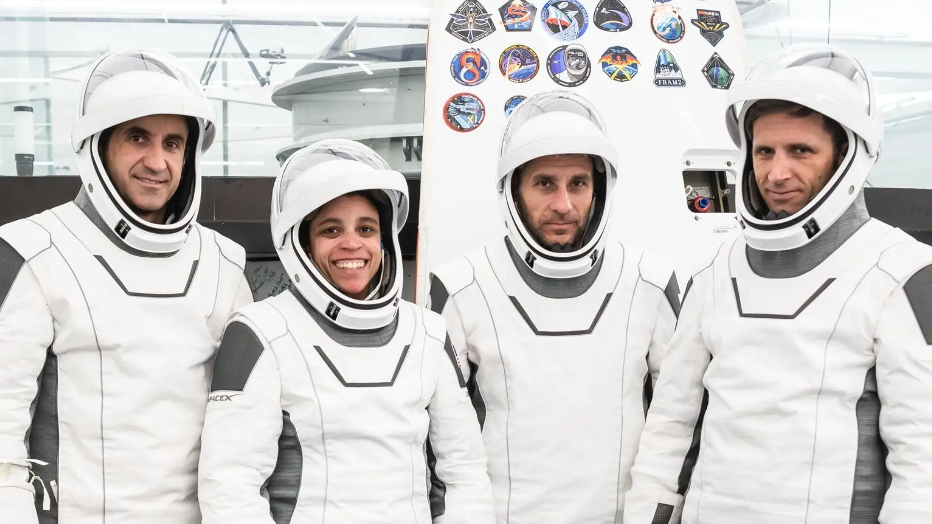 La NASA retrasa un vuelo tripulado tras detectar una fuga en la Dragon de SpaceX antes del lanzamiento