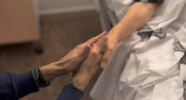 Los pacientes oncológicos, el eslabón débil de la ley de la eutanasia: el 60% de quienes mueren esperando la prestación tiene cáncer