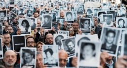 La Justicia argentina procesa a siete iraníes y un libanés por el atentado a la AMIA