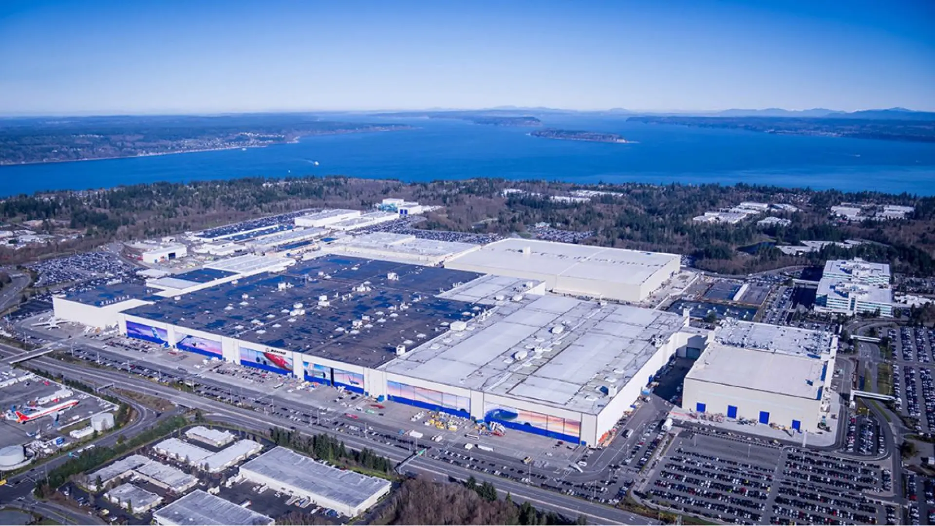 Megaconstrucciones: el edificio más grande del mundo fabrica aviones Boeing en Estados Unidos