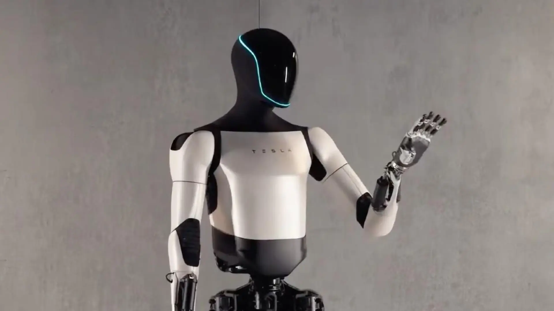 Elon Musk asegura que Tesla podría empezar a vender su robot humanoide Optimus a finales de 2027