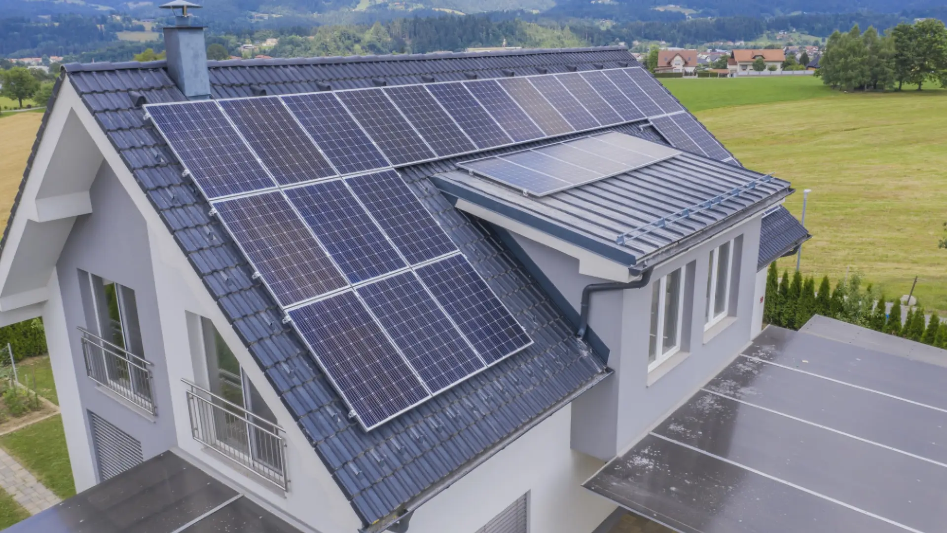El mito de las placas solares en invierno: cómo maximizar su potencia cuando hay menos horas de sol