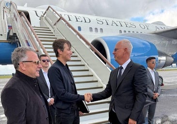 Los enviados especiales de Trump visitan por primera vez Kiev para reactivar las conversaciones de paz