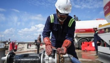 Dimite el ministro de Petróleo de Irán, sustituido por un alto cargo del sector