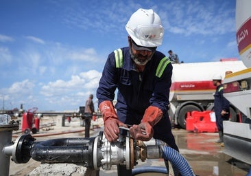 Dimite el ministro de Petróleo de Irán, sustituido por un alto cargo del sector