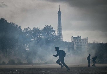 El miedo a nuevos disturbios amenaza al turismo en París