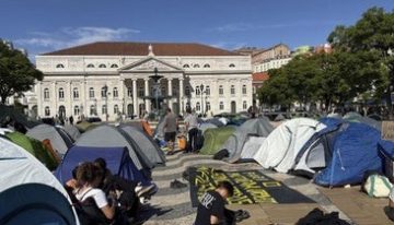 La Policía portuguesa desaloja por segunda vez en cinco días las acampadas por la vivienda