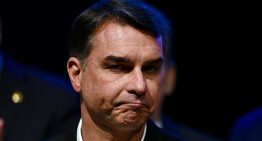 La Policía de Brasil investiga si Flávio Bolsonaro salió del país para dirigirse a EEUU tras la retirada de su pasaporte