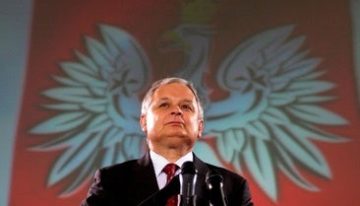 La Policía rodea el Constitucional de Polonia al enfrentarse el primer ministro y el presidente por sus miembros