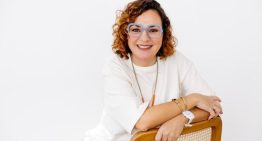 Tania Camon, experta en dependencia: «El teletrabajo no puede ser solución a los cuidados porque no estás disponible para cuidar»