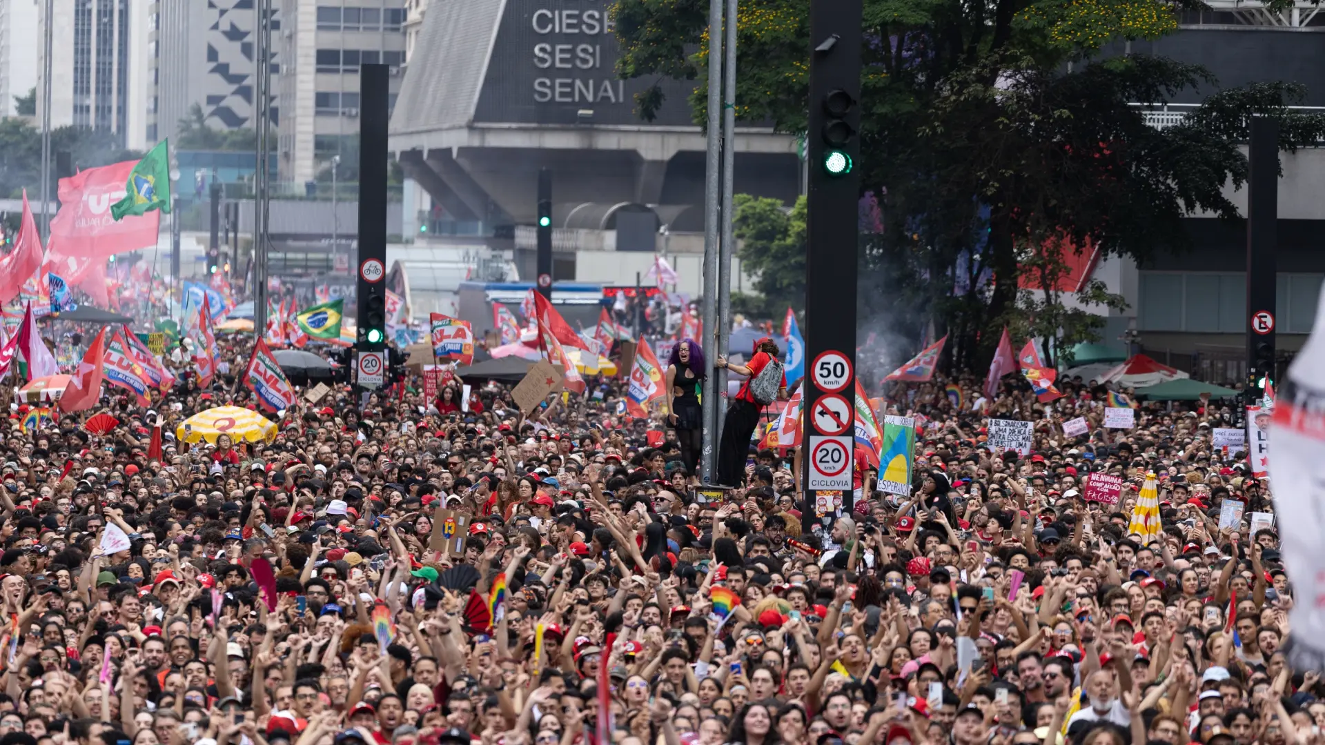 La izquierda brasileña sale a las calles para tratar de impulsar una remontada de Lula