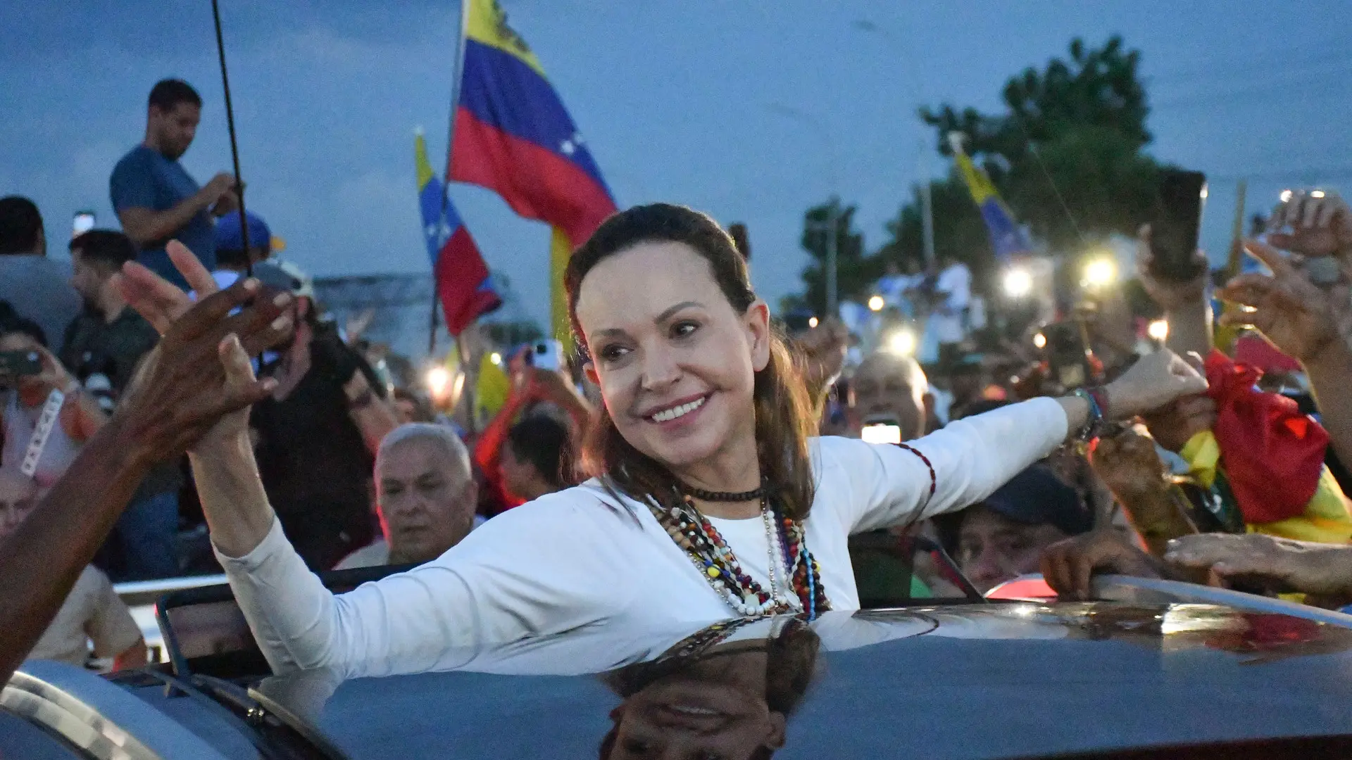 María Corina Machado, recibida en Venezuela entre gritos de «libertad» y reclamos de elecciones