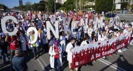 Los médicos catalanes, en el primer día de huelga indefinida: «Esto no tiene parangón. Salut debe sentarse a negociar»