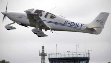 Al menos un muerto tras estrellarse un avión de combate francés durante unos entrenamientos