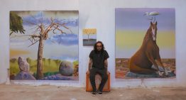Humor e ironía: artista convierte la morriña en un paisaje lleno de color