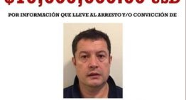 De los cheques al diésel ruso: los 'regalos' de Trump para 'comprar' votos y salvar su segundo mandato