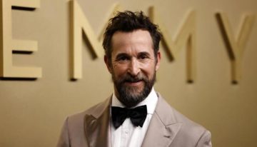 Noah Wyle es elegido como el hombre más sexy del mundo por la revista People