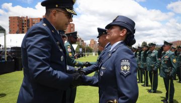 Una trayectoria profesional que marca historia en la Fuerza Aérea Colombiana