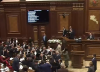 Batalla campal en el Parlamento de Armenia: los diputados terminan a golpes